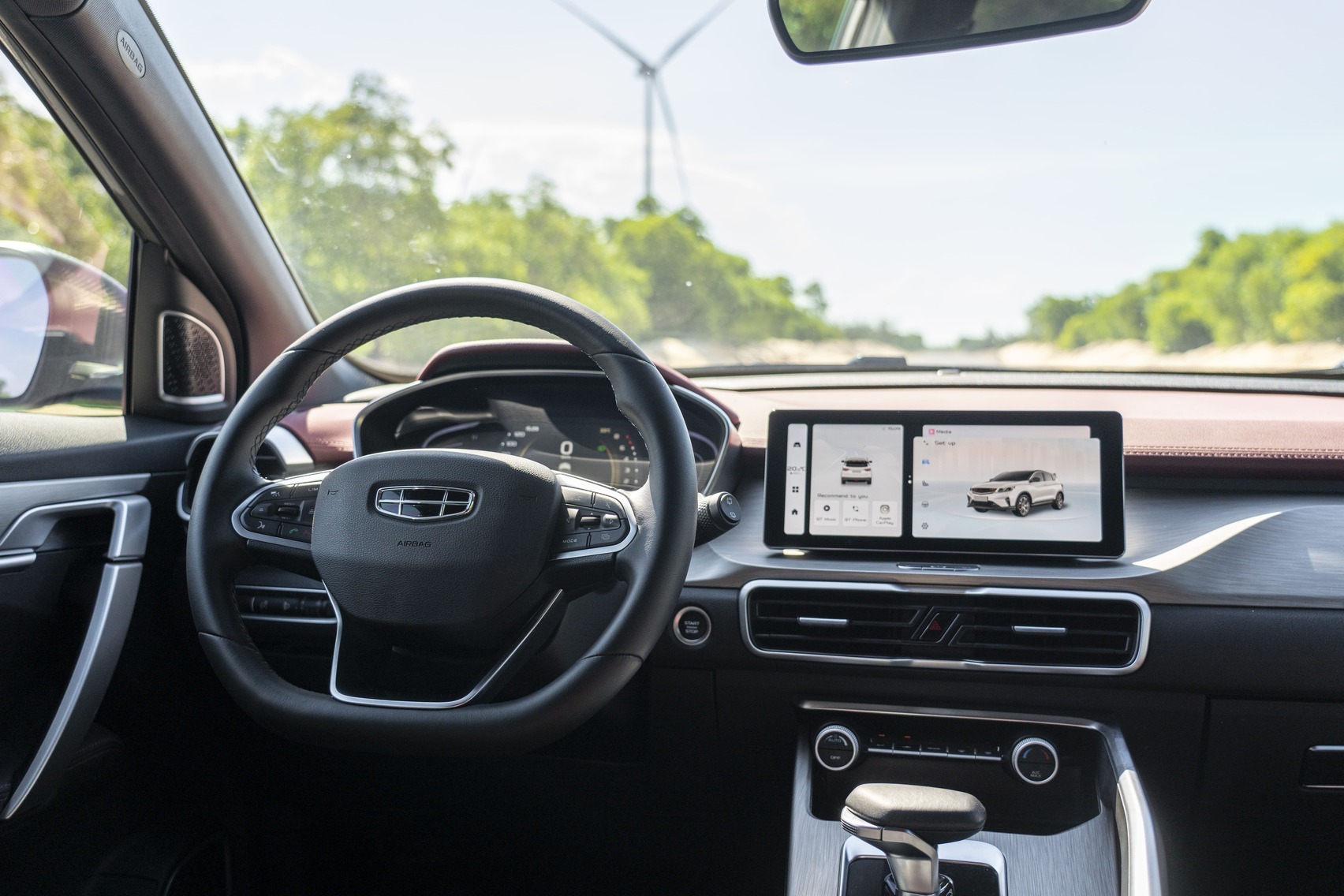 Noi that Geely Coolray 4 Noi that Geely Coolray 4